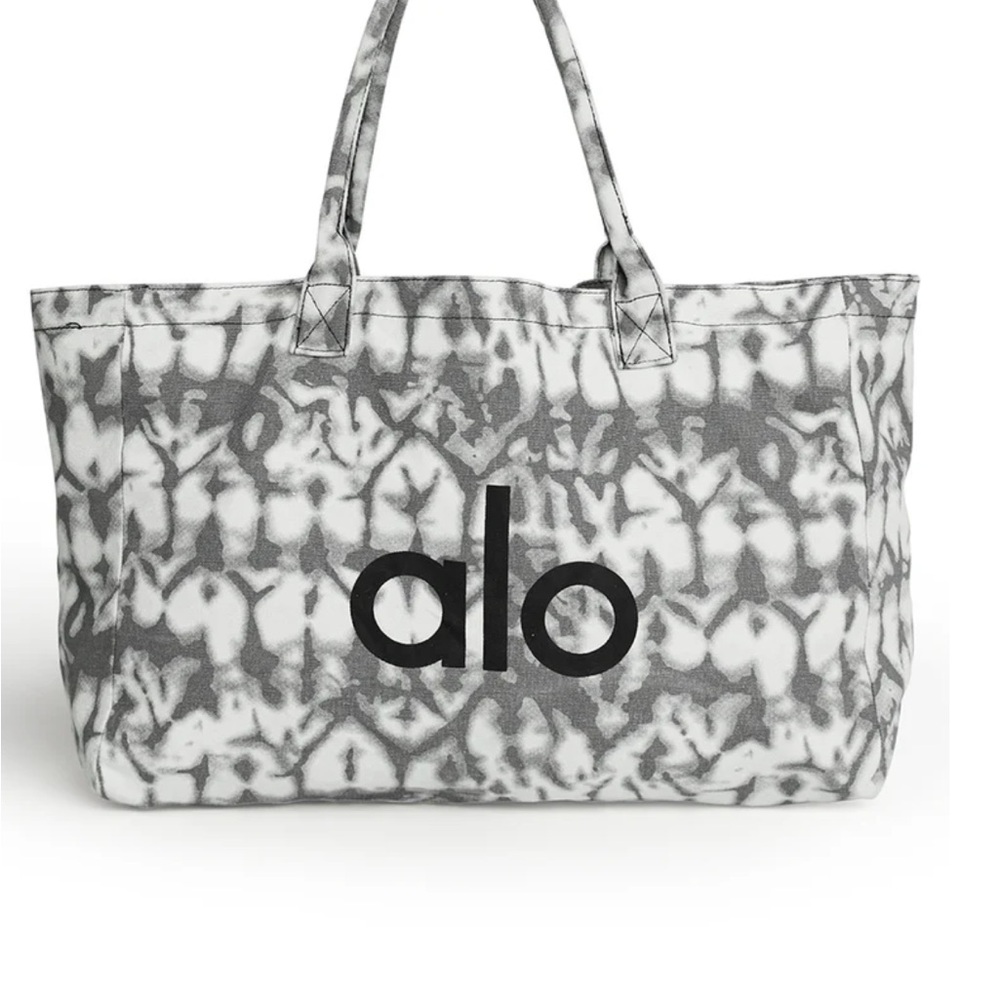 ALO Yoga Gray and White Tote Bag